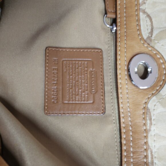 Euc Rare Coach Chelsea Optic Handbag Satchel Purse - Picture 14 of 14